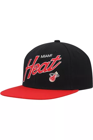 Mitchell & Ness Men Hats - Men's Miami Heat Team Script 2.0 Fitted Hat