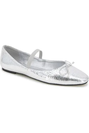 Kenneth Cole Women