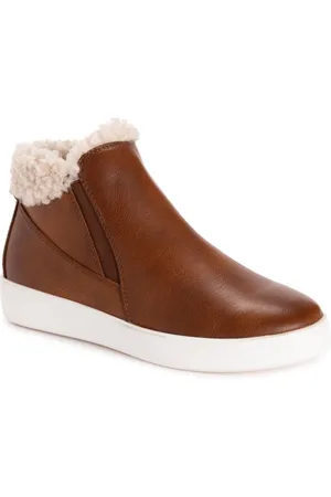 MUK LUKS Women