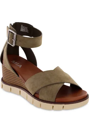 Mia Women