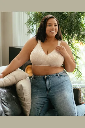 Playtex 18 Hour Ultimate Lift and Support Wireless Bra 4745