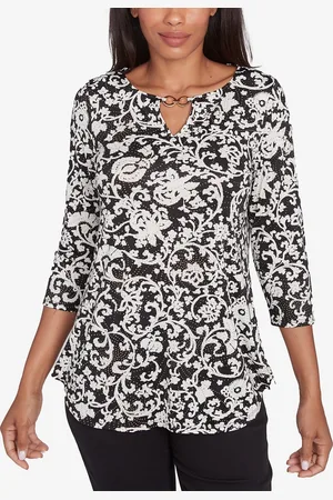 RUBY Petite Batik Scroll Dew Drop Printed Knit Keyhole Neck Top