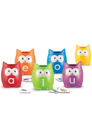 LEARNING RESOURCES Vowel Owls Sorting Set