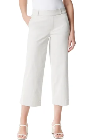 Gloria Vanderbilt Women