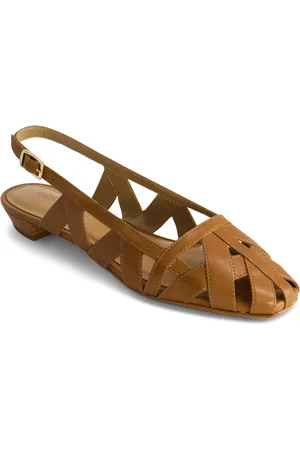 Bernardo Bernardo Glinda Flat