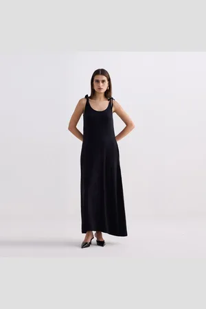 Reistor Tie-Detail Maxi Dress