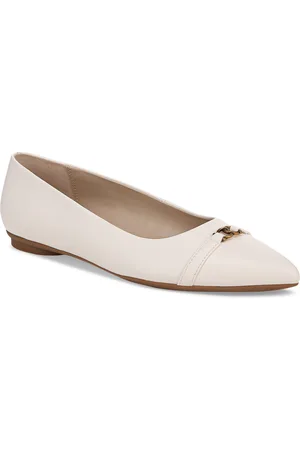 Giani Bernini Women