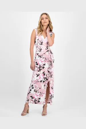 Connected Petite Embellished Floral V-Neck Maxi Dress