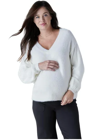 Ingrid & Isabel Maternity Fluffy V-Neck Sweater Dahlia Red M