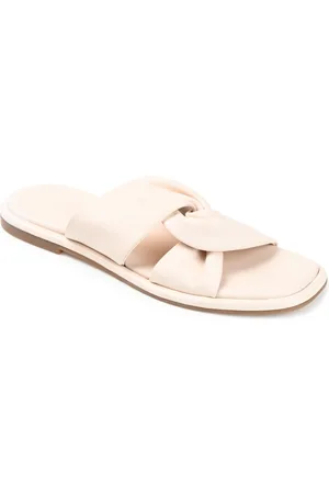 Journee Signature Women