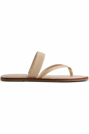 Bernardo Bernardo Leia Thong Sandal