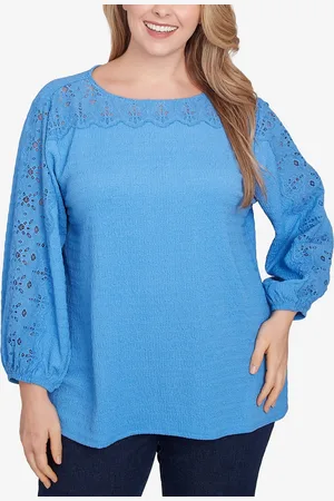 RUBY Plus Size Solid Textured Eyelet 3/4 Sleeve Top