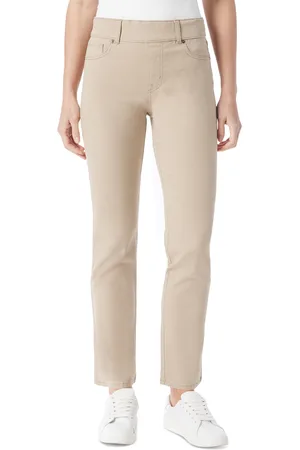 Gloria Vanderbilt Women