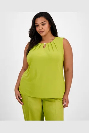 Kasper Plus Size Sleeveless Pleated Keyhole Blouse