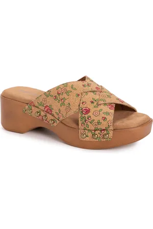 MUK LUKS Women