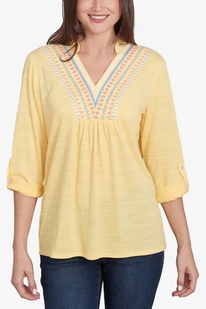 RUBY Petite Soft Relaxed Textured Trim V-Neck Top