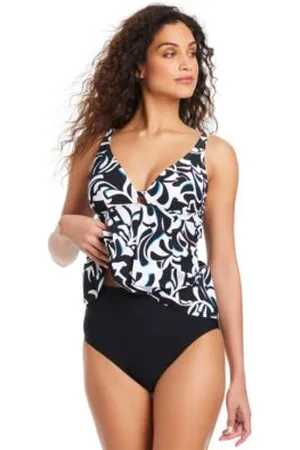BEYOND Womens Opposites Attract Tankini Top High Waist Bottoms