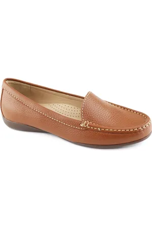 Marc Joseph New York Womens Lake Road Comfort Slip on Leather Loafer