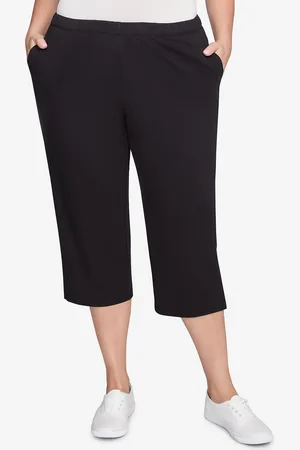 RUBY Plus Size Elastic Waist Pull-On French Terry Capri Pants