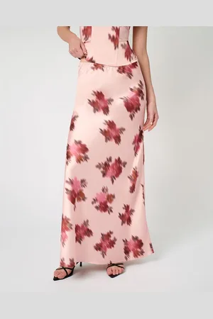 WeWoreWhat Women
