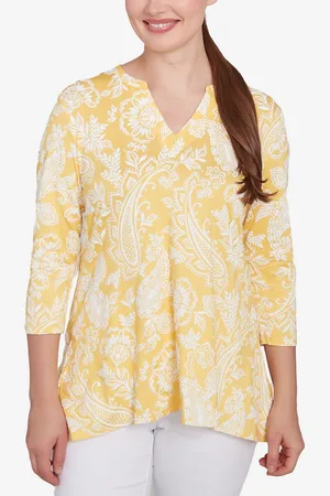 RUBY Petite Jacobean Paisley Puff Print V-Neck Top