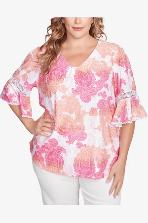 RUBY Plus Size Paisley Textured V-Neck Top