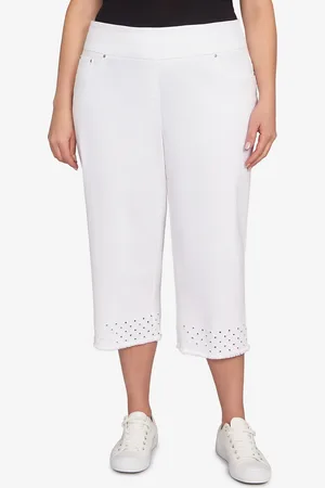 RUBY Plus Size Embroidered Hem Soft Stretch Denim Capri Pants