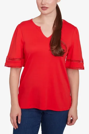 RUBY Plus Size Solid Diamond Stitch Short Sleeve Top