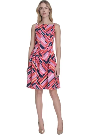Vince Camuto Women