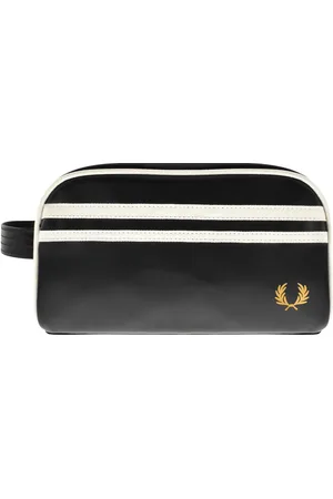 Fred Perry Coated Polyester Wash Bag