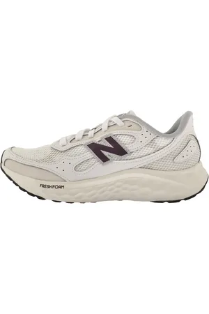 New Balance Aris Trainers Off