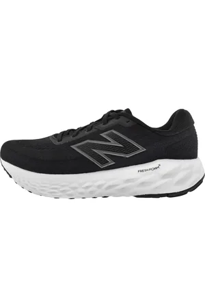 New Balance Evoz Trainers