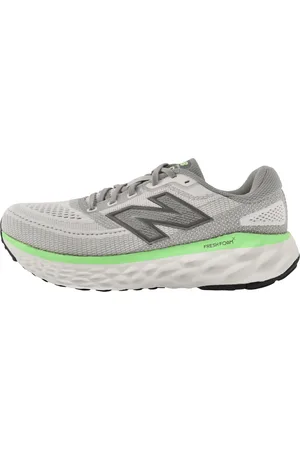 New Balance Evoz Trainers