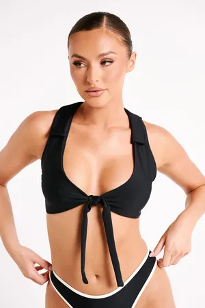 La Blanca Best Escape Halter Bra Bikini Top Best Escape Printed Twist Front  Bottoms in Black