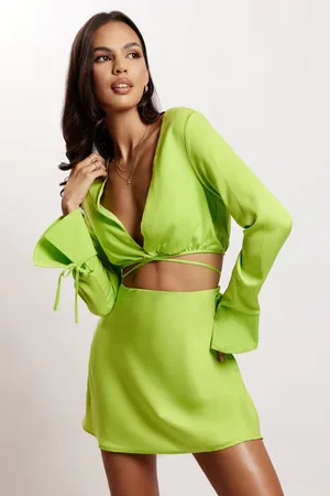 MESHKI AMC Birthday Outfits, XL Rheanna Wrap Around Cropped Shirt