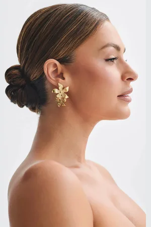 MESHKI Infatuated Drop Flower Earrings