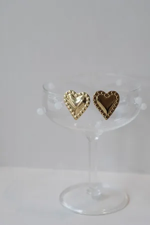 MESHKI Cera Heart Earrings