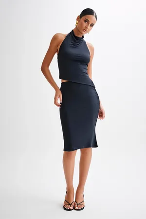 MESHKI Mara Slinky Knee Length Skirt