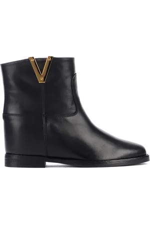 Via Roma Ankle Boots, female, , Size: 7 US Leather Ankle Boot with Golden Metal V