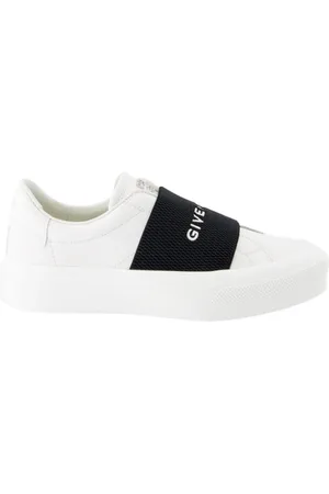 Givenchy Sneakers, female, , Size: 7 1/2 US Sneakers