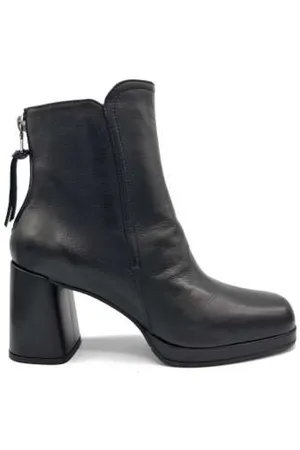 MARA BINI Heeled Boots, female, , Size: 8 US Leather Ankle Boot Zipper Closure