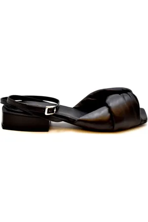 vic matiè Flat Sandals, female, , Size: 7 US Stylish Sandals