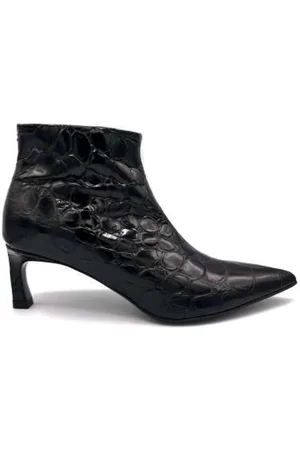 HALMANERA Heeled Boots, female, , Size: 7 US Crocodile Print Leather Ankle Boot
