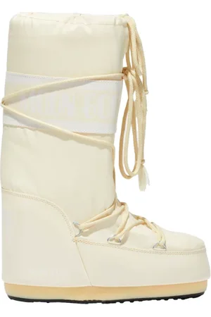 Moon Boot Winter Boots, female, , Size: 9 US Iconic Nylon Boots in Cream