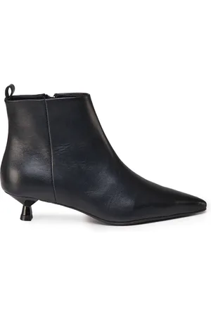 carmens Heeled Boots, female, , Size: 6 US Leather Ankle Boots with Zip