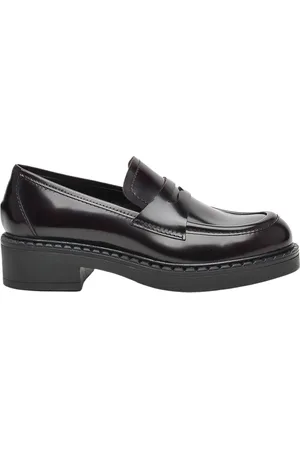 Guglielmo Rotta Loafers, female, , Size: 7 1/2 US Leather Moccasin in Grape Color