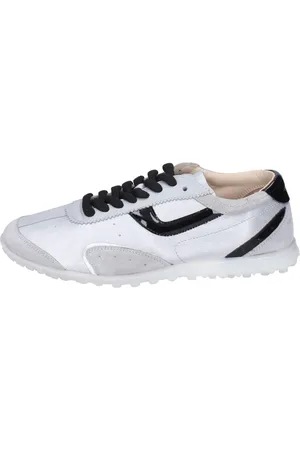 Moma Sneakers, female, , Size: 7 US Leather Sneakers