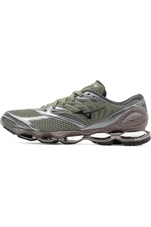 Mizuno Sneakers, male, , Size: 5 1/2 US Green Sneakers Wave Prophecy LS Style