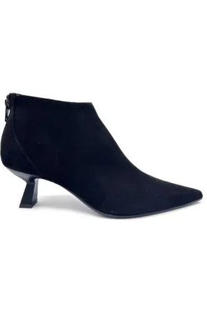 ROBERTO FESTA Heeled Boots, female, , Size: 6 US Suede Ankle Boot with Zipper