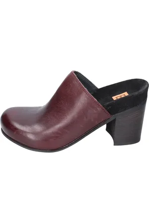 Moma Heeled Mules, female, , Size: 7 US Vintage Leather Women`s Sandals
